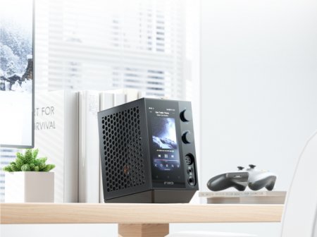 Description image for Fiio R7 Desktop Digital Streaming Music Player and DAC/AMP